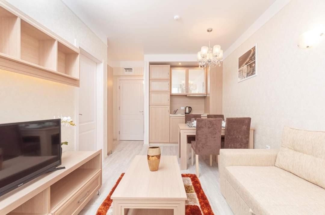 Harmony Suites Apartment Sveti Vlas Extérieur photo