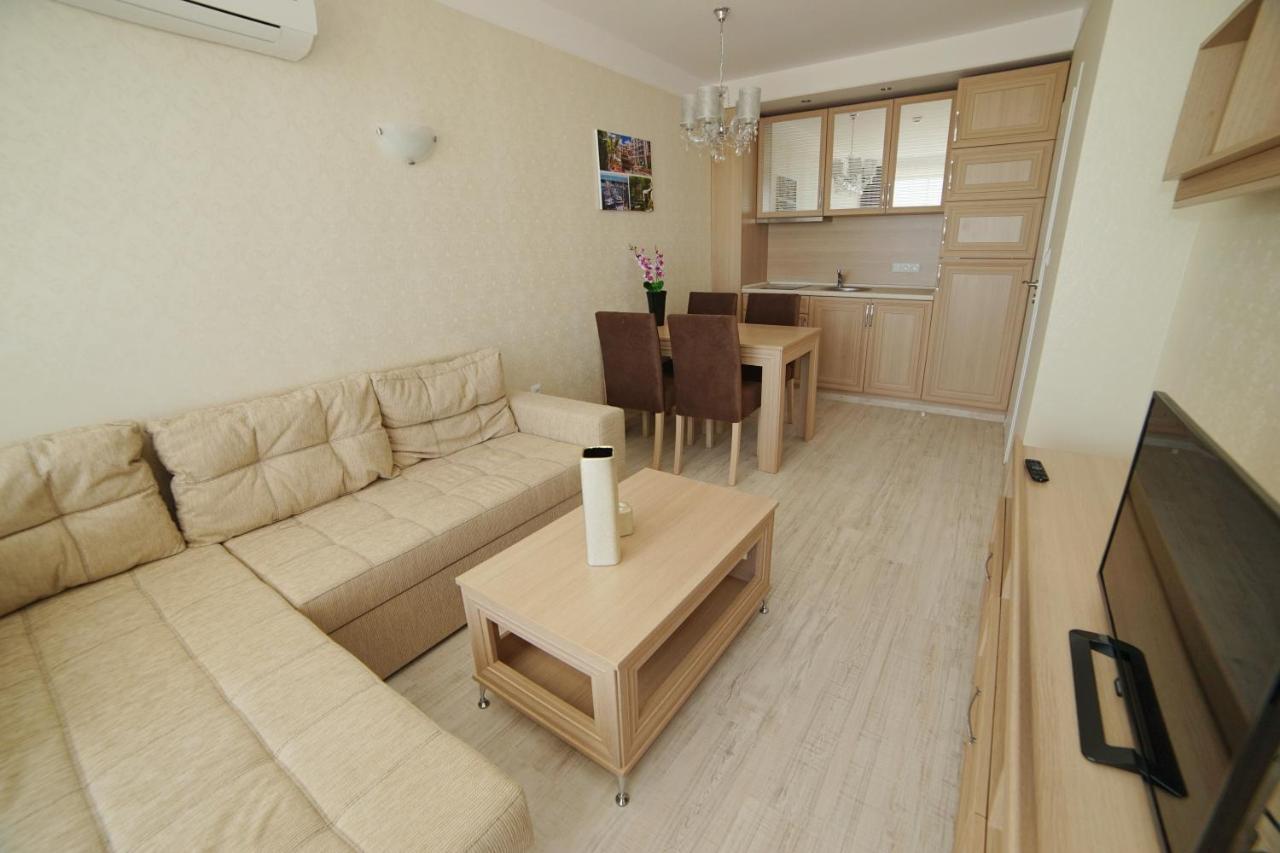 Harmony Suites Apartment Sveti Vlas Extérieur photo